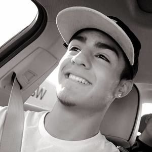 Meet your Posher, Adrian